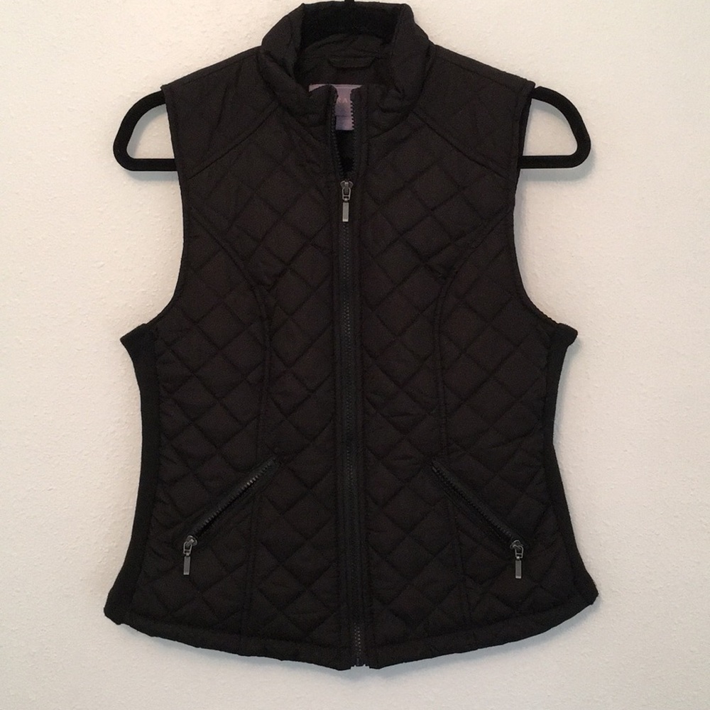 Women’s black puff vest
